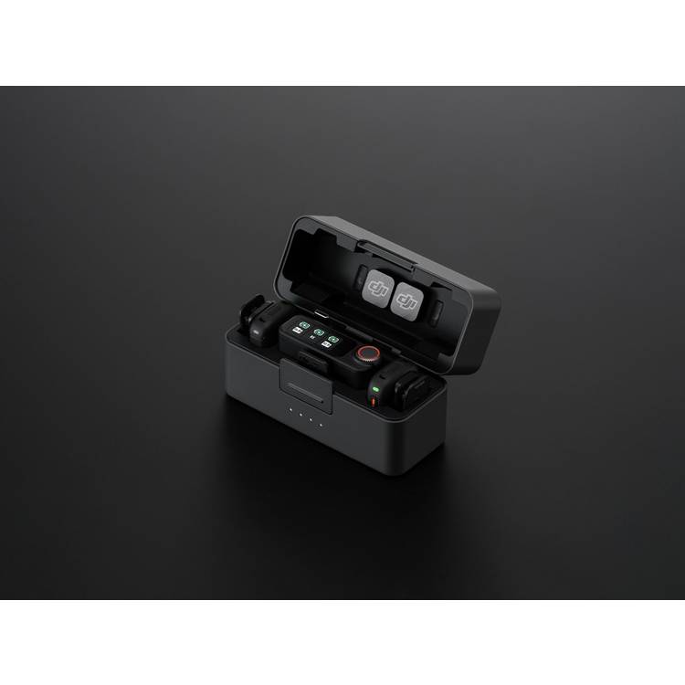 DJI Mic 3 wireless microphone kit with charging case - British product