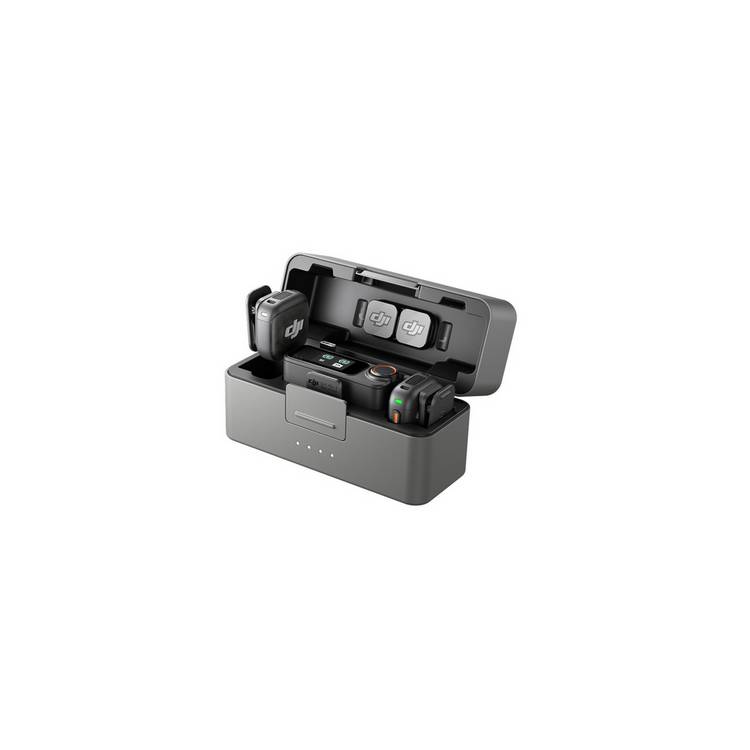 DJI Mic 3 wireless microphone kit with charging case - British product