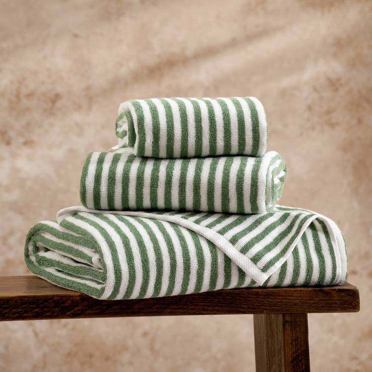 Yard forest green stripe bath towel 130x70cm - British product