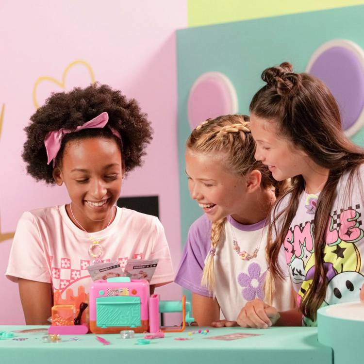 Style 4 Ever Magic Clay Jewellery Maker, UK version