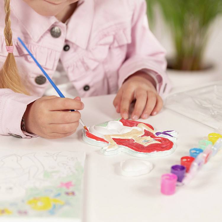 Totum Disney Princess 3D painting kit with canvas and moulds, UK version