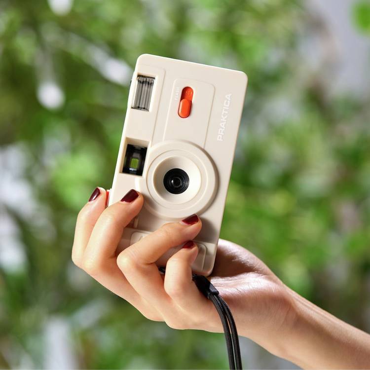 Praktica 35mm reusable film camera cream, UK version
