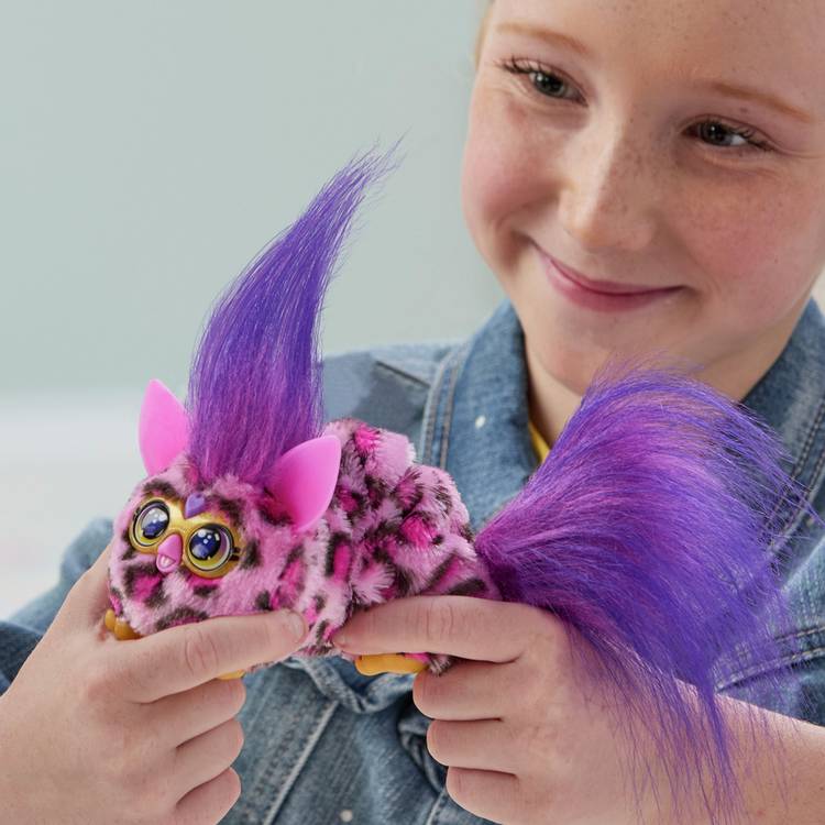 Furby Furblets Kittie Games stretchy plush toy (British brand)