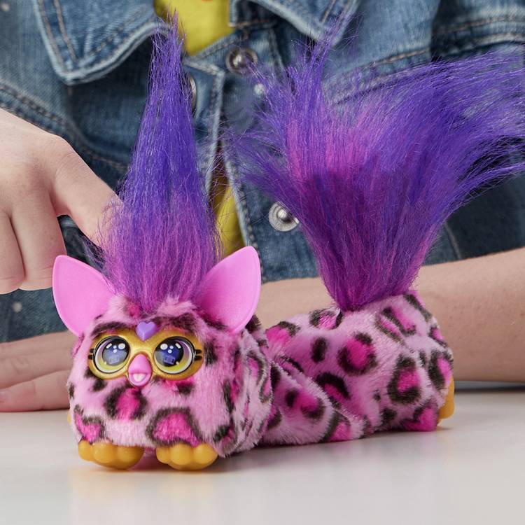 Furby Furblets Kittie Games stretchy plush toy (British brand)