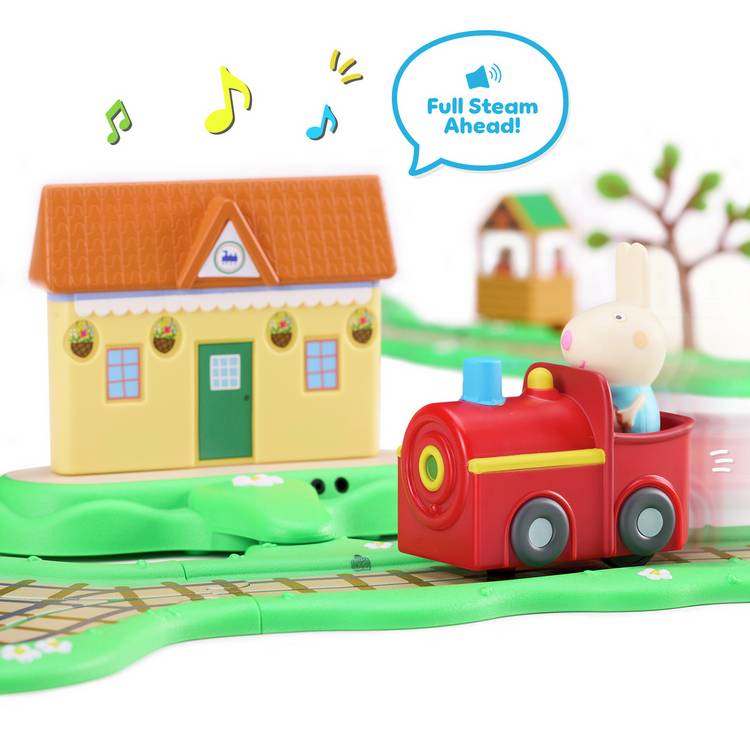 Peppa Pig Whizz Around Clickety Clack train set (British brand)
