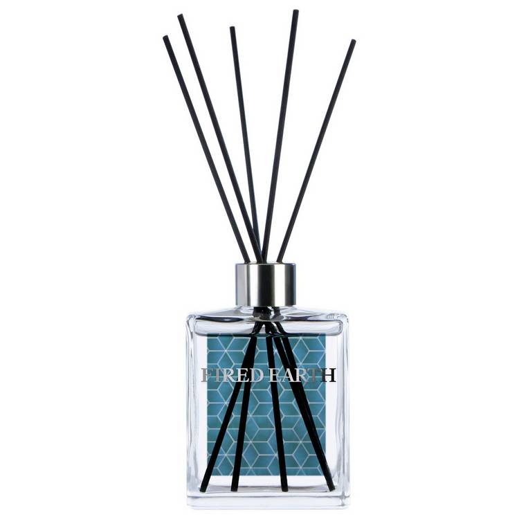 Fired Earth reed diffuser Assam & White Cedar 180ml (British brand)