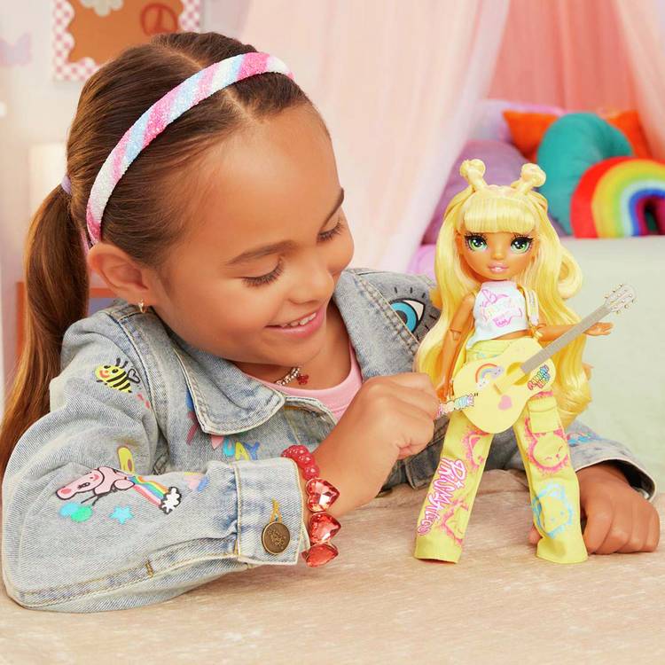 Rainbow High Sunny doll 11 inch, UK version