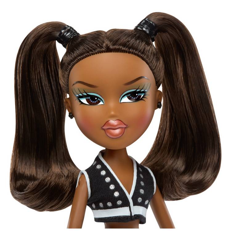 Bratz Sasha fashion doll cheerleader style, imported from the UK