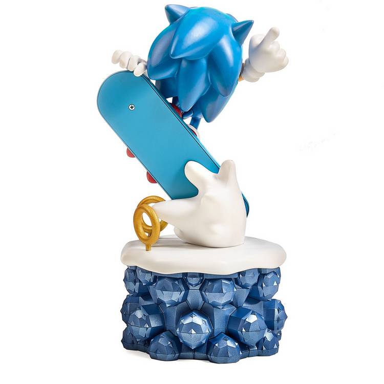 Numskull Sonic the Hedgehog countdown character figure - British product