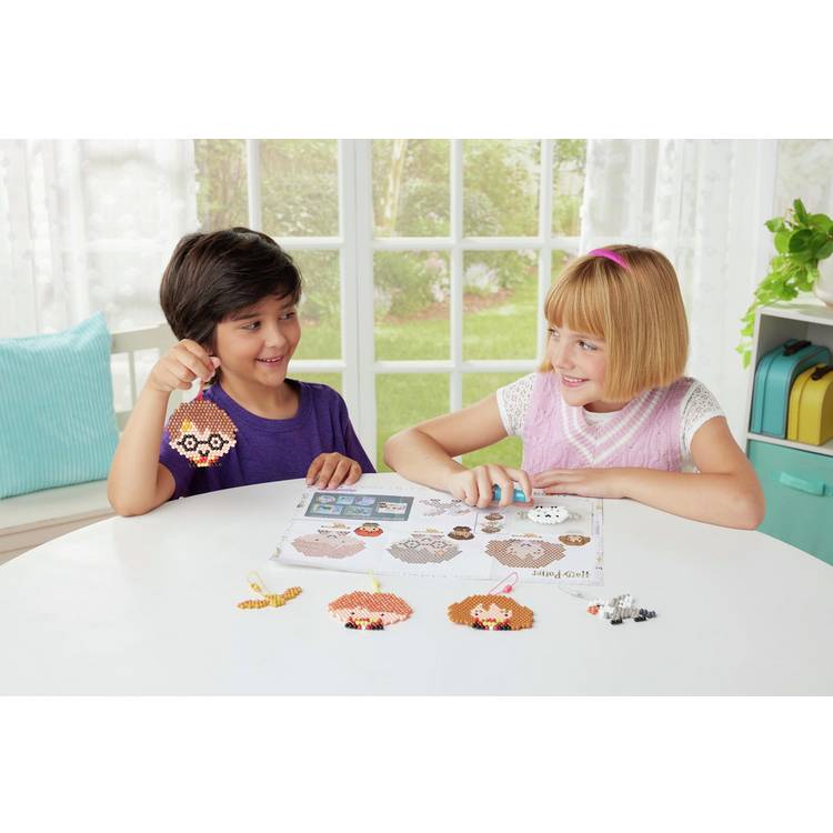 Warner Brothers Aquabeads Harry Potter craft kit - British product