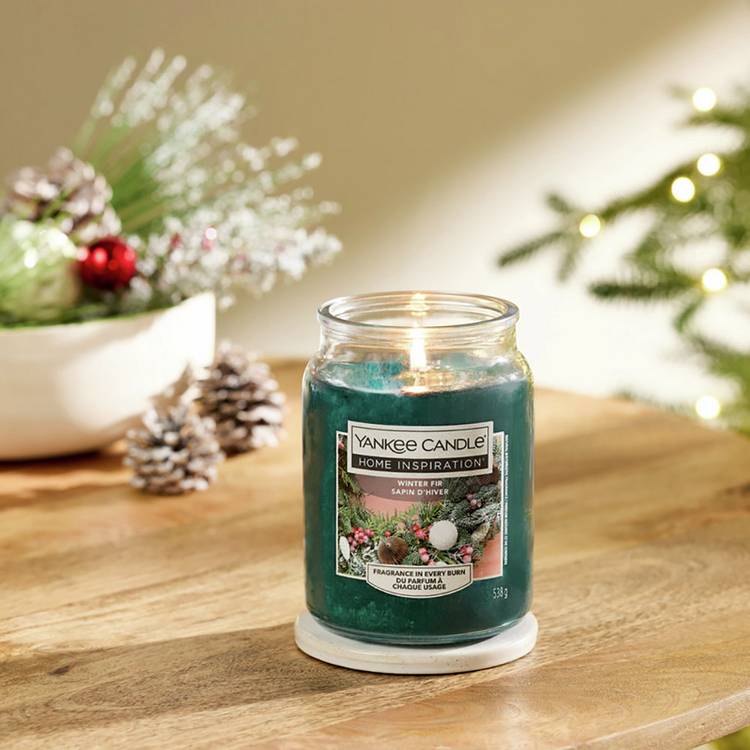 Yankee Candle scented candle Winter Fir large, imported from the UK