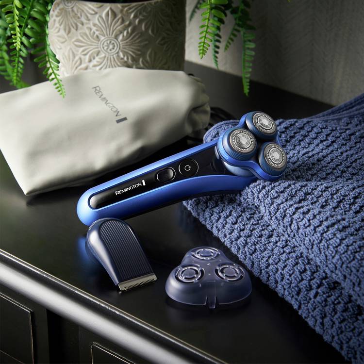 Remington X7 rotary shaver - British product