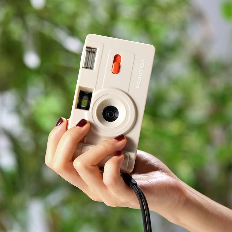 Praktica 35mm reusable film camera cream, imported from the UK