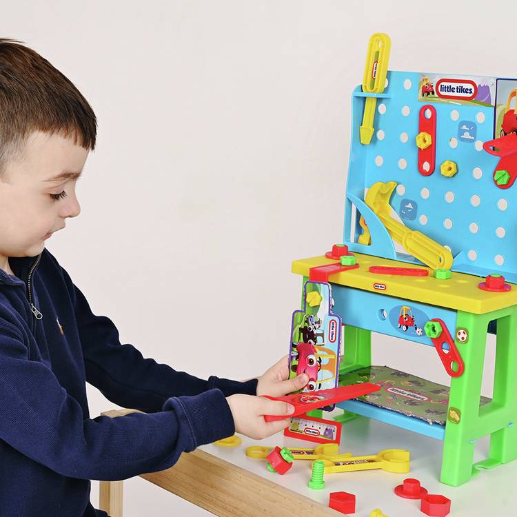 Little Tikes Cozy's Toolbench with 36 tools - British product
