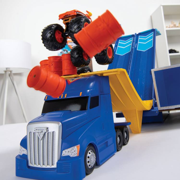 Monster Jam transforming hauler playset with El Toro Loco die-cast truck (British brand)