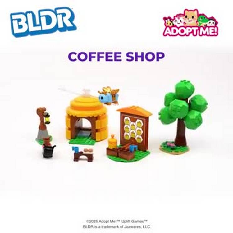 BLDR Adopt Me Coffee Shop building set with beehive and pets (British brand)