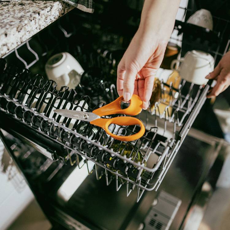 Fiskars kitchen scissors orange 18cm (British brand)