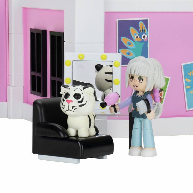 Adopt Me Pet Salon Deluxe playset with colour changing pets, imported from the UK