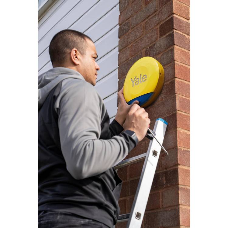 Yale outdoor siren yellow with LED lights, imported from the UK