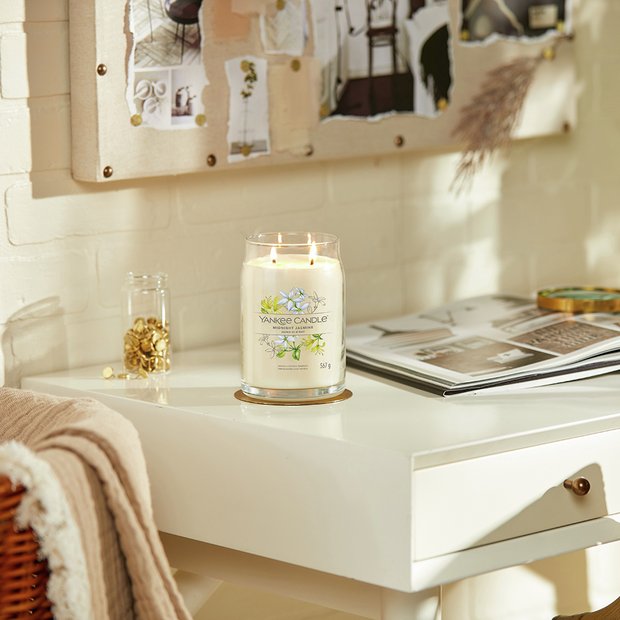 Yankee Midnight Jasmine large scented candle (British brand)