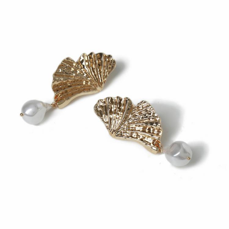 Freedom gold faux pearl drop earrings - British product