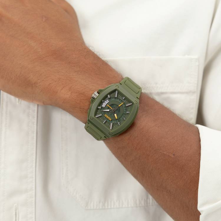 HUGO men's green silicone strap watch - British product