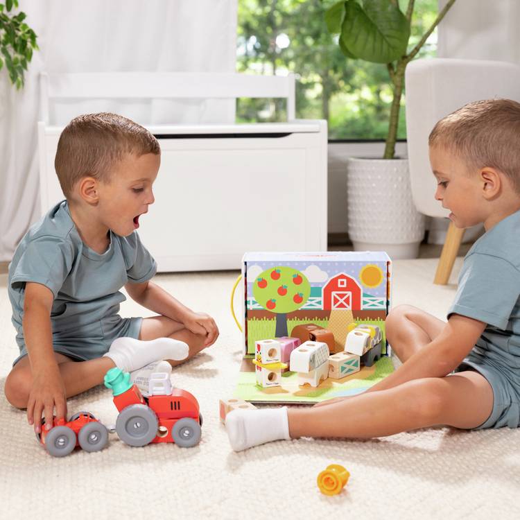 Melissa & Doug Blockables Farm Play Set wooden blocks (British brand)