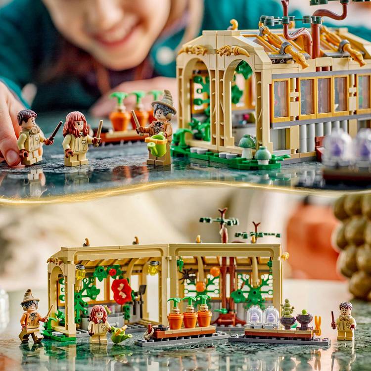 LEGO Harry Potter Herbology Class building set 76445 British product