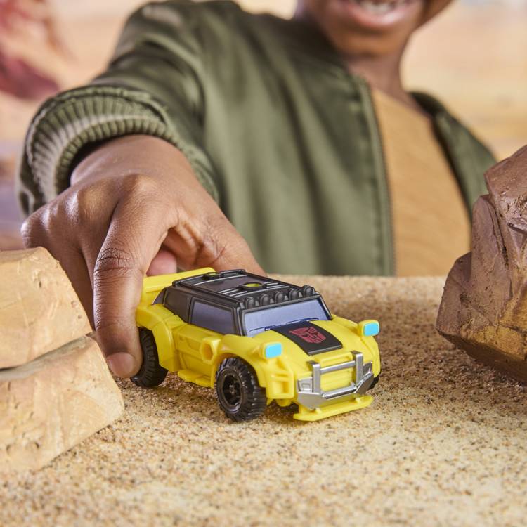 Transformers Bumblebee Cyberworld action figure 10cm (British brand)