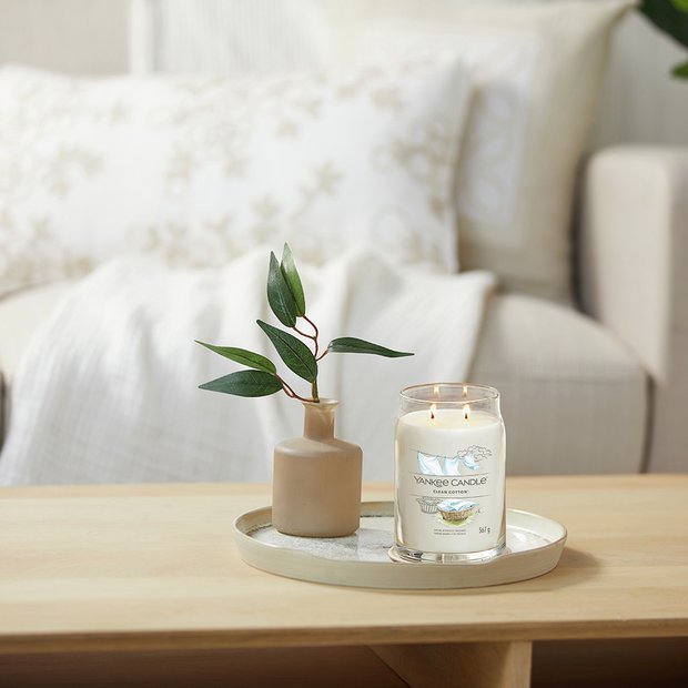 Yankee large scented candle Clean Cotton, imported from the UK