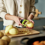 Joseph Joseph Duo Peeler green, UK version