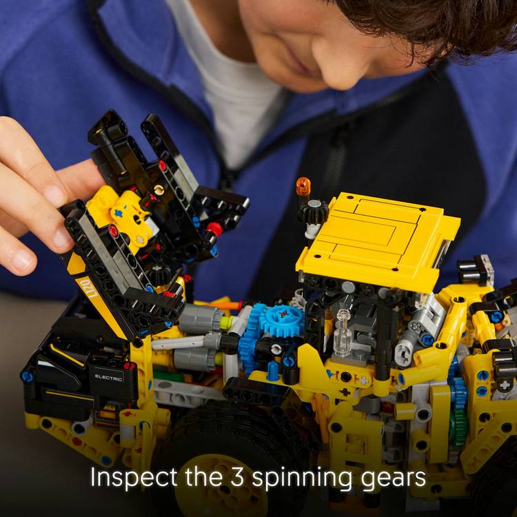 LEGO Technic Volvo L120 wheel loader 973 pieces - British product