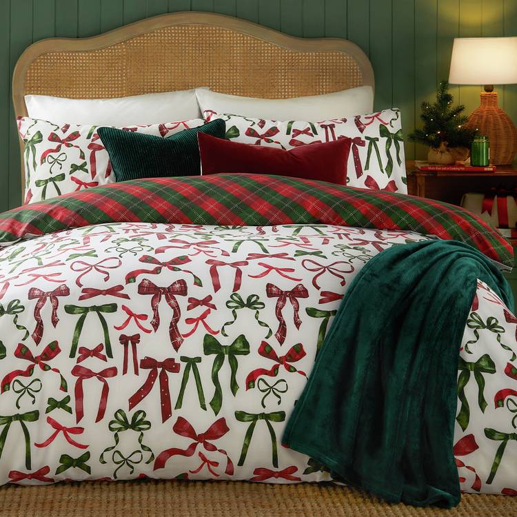 furn Festive Bows Berry White bedding set single (British brand)
