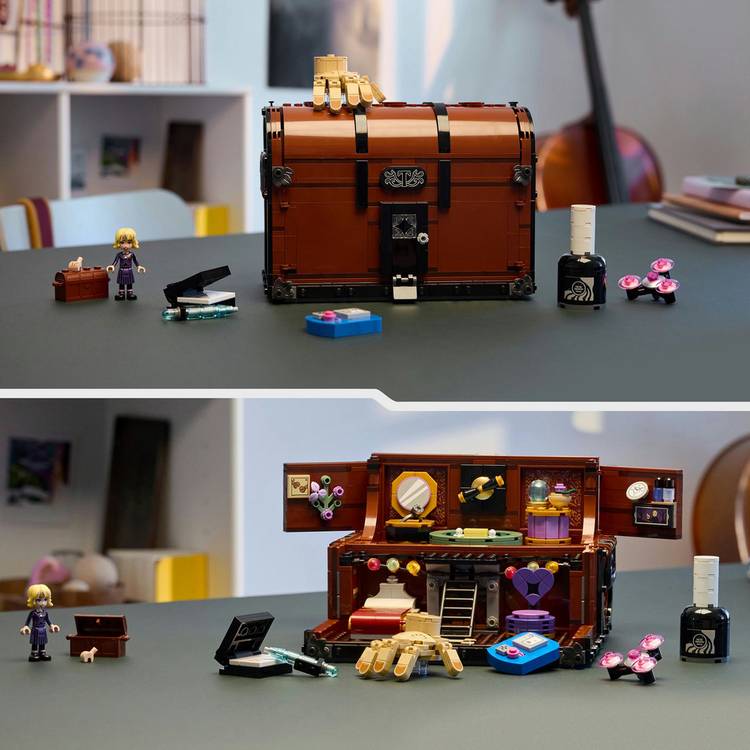 LEGO Thing's Apartment building set 828 pieces (British brand)