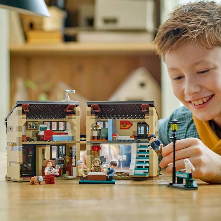 LEGO Harry Potter Privet Drive building set 76451, imported from the UK