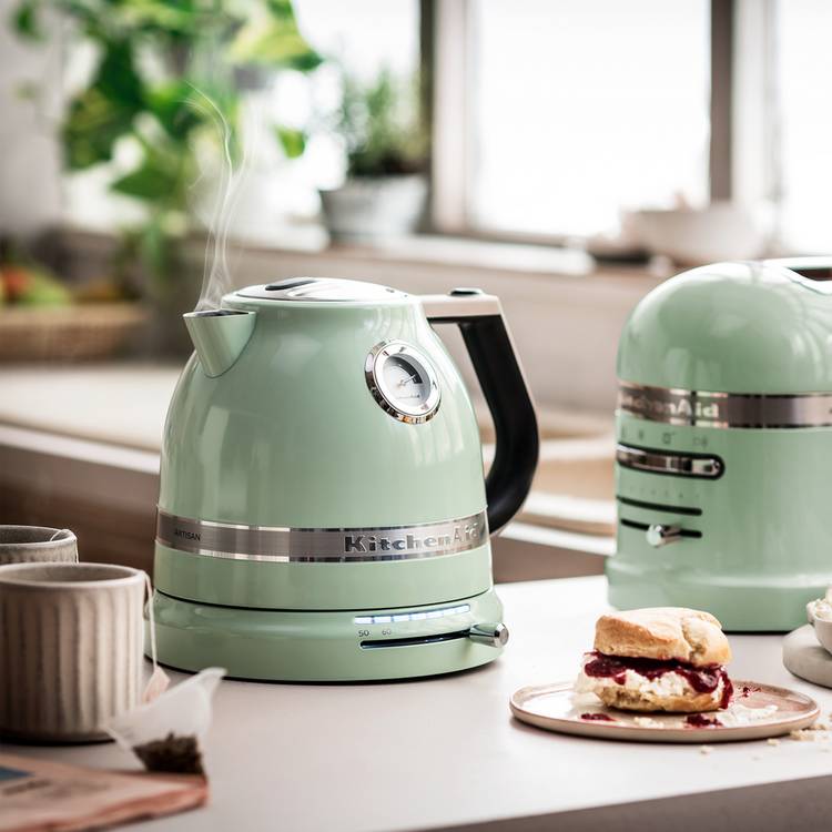 KitchenAid electric kettle pistachio 1.5L - British product