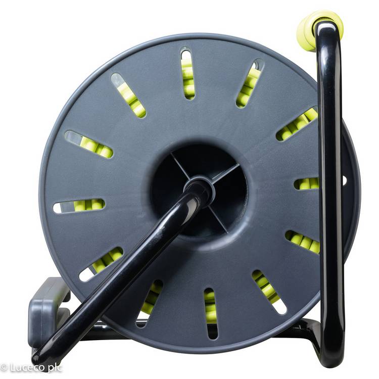 Masterplug Pro-XT cable reel 25+3m - British product