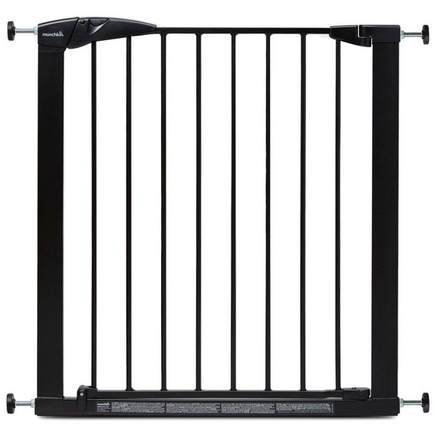 Munchkin Lindam Maxi safety gate black pressure fit - British brand