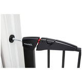 Munchkin Lindam Maxi safety gate black pressure fit - British brand