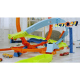 Hot Wheels Action Loop Cyclone Challenge track set with car - British product