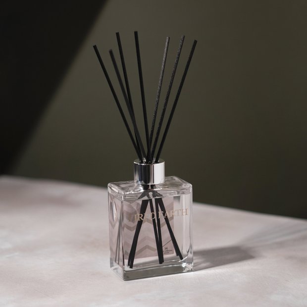 Fired Earth reed diffuser 180ml Darjeeling & Damask Rose, UK version