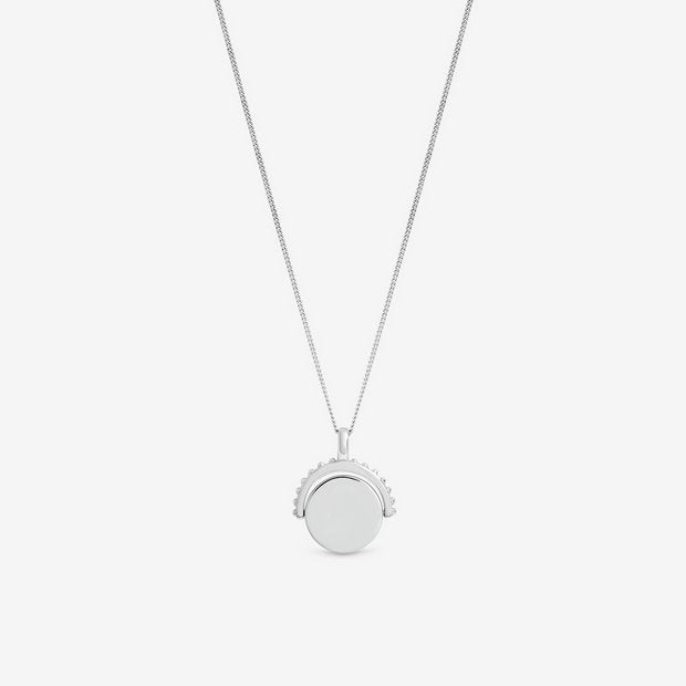 Simply Silver polished beaded spinner pendant, UK version