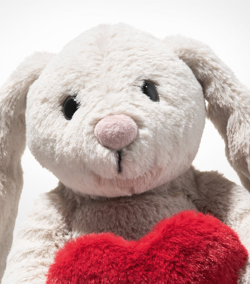 Steiff plush rabbit toy Hoppie Rabbit Love 11cm (British brand)