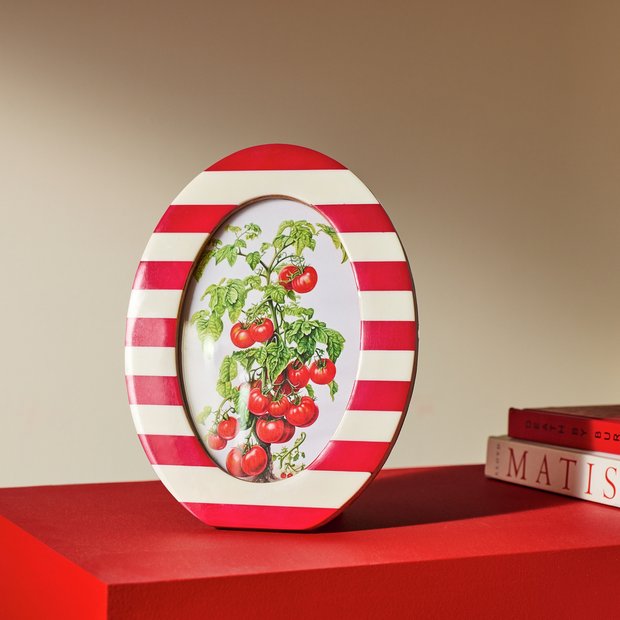 Habitat red and white striped oval resin picture frame 4x6, imported from the UK