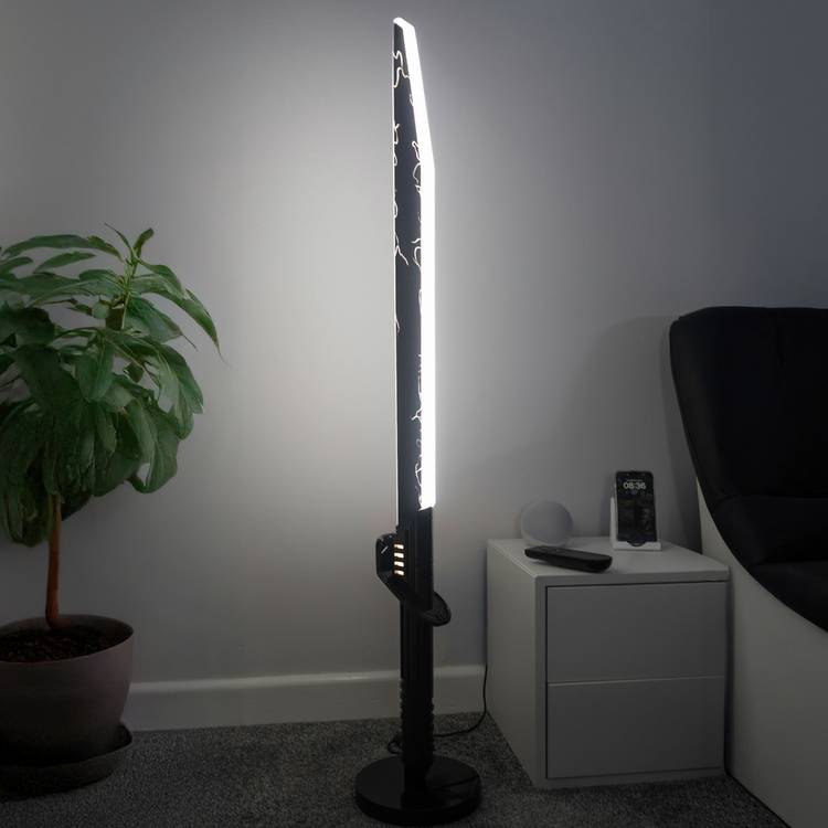 Menkind Star Wars Darksaber floor standing lamp 87.5cm - British product