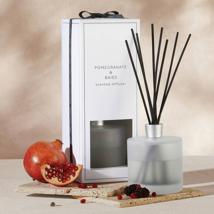 Habitat reed diffuser Pomegranate & Baies 500ml (British brand)