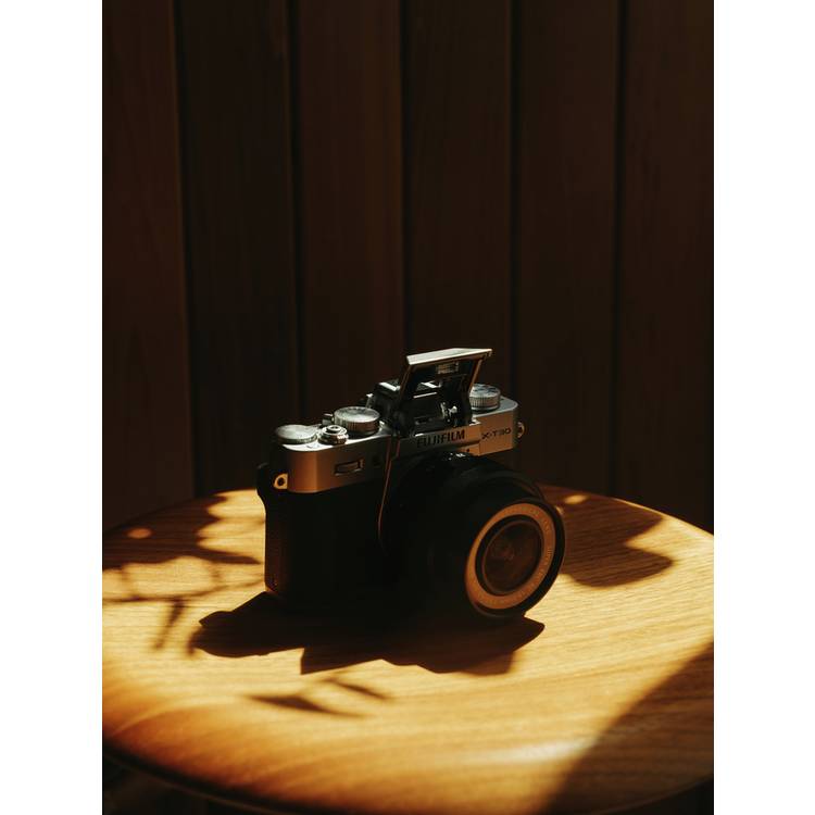 Fujifilm X-T30 III mirrorless camera with 13-33mm lens, UK version