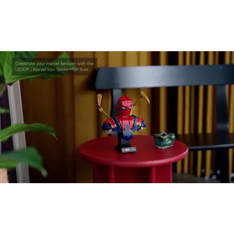 LEGO Iron Spider-Man bust building set 379 pieces, UK version