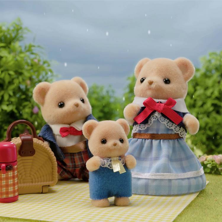 Sylvanian Families Biscuit Bear Family playset - British product