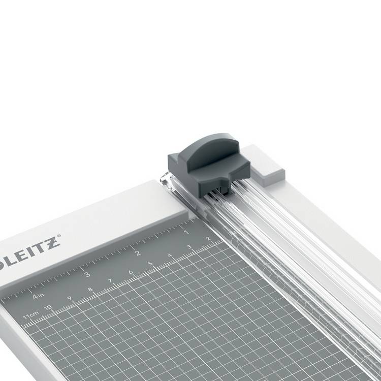 Leitz A4 paper trimmer 8 sheet capacity (British brand)